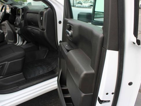 Used 2025 Chevrolet Silverado 2500 W/T w/ WT/CX Safety Package AWD/4WD image 24