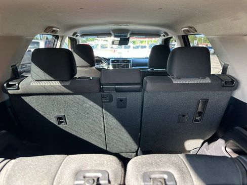 Used 2021 Toyota 4Runner SR5 AWD/4WD image 6