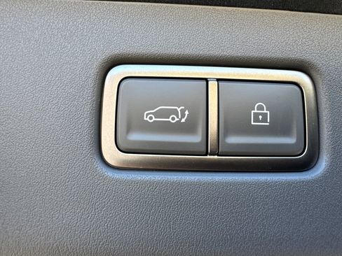 New 2026 Kia EV9 Land w/ Nightfall Edition Package AWD/4WD image 19