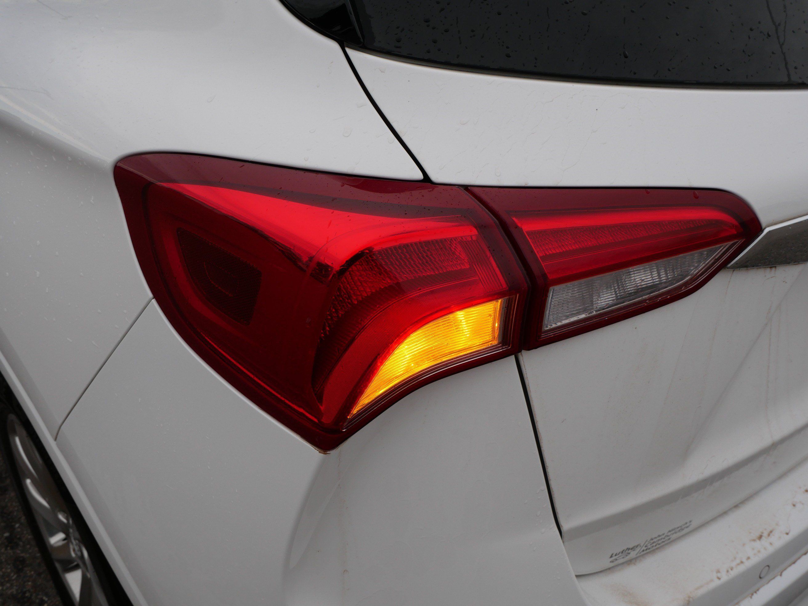 Used 2020 Buick Envision Essence AWD/4WD image 17