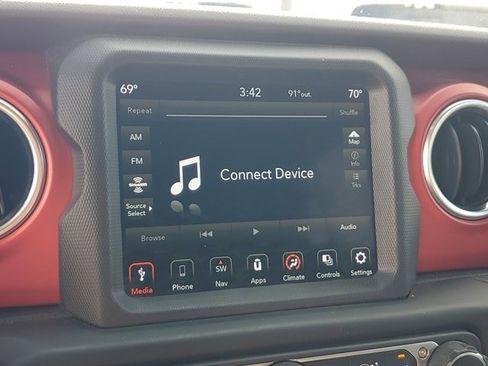 Used 2021 Jeep Wrangler Unlimited Rubicon image 23