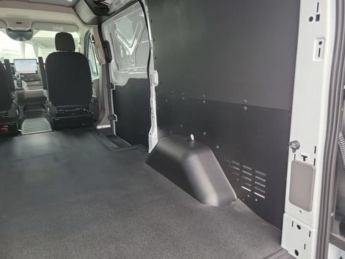 New 2026 Ford Transit 150 Low Roof w/ Load Area Protection Package RWD image 10