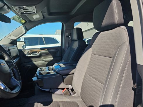 Used 2024 Chevrolet Silverado 1500 LT w/ Protection Package image 6