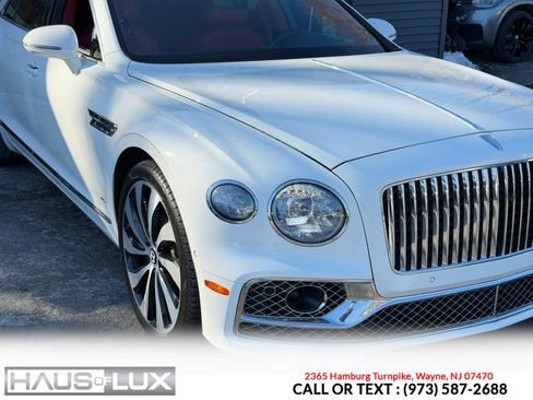 Used 2021 Bentley Flying Spur V8 w/ First Edition Specification image 14