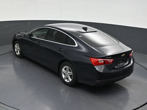 Used 2023 Chevrolet Malibu LS FWD image 17