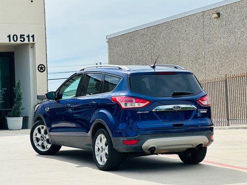 Used 2015 Ford Escape Titanium w/ Equipment Group 301A FWD image 6