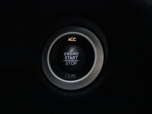 Used 2022 Chrysler Pacifica Touring-L w/ S Appearance Package image 20