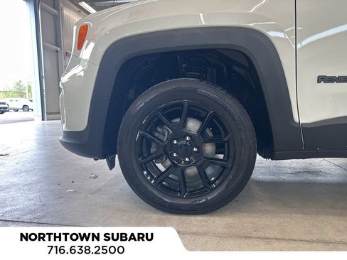 Used 2020 Jeep Renegade Altitude AWD/4WD image 22