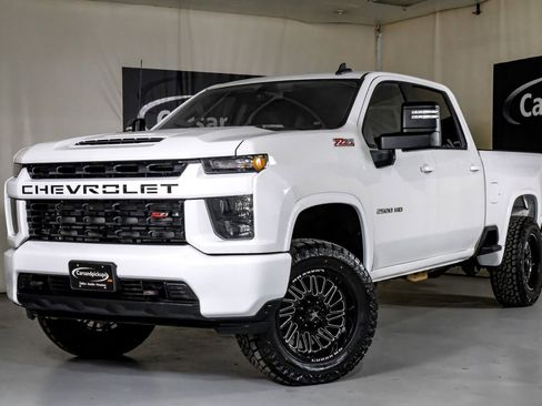 Used 2023 Chevrolet Silverado 2500 LT image 5