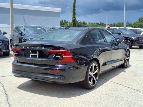 Certified 2024 Volvo S60 B5 Plus FWD image 7