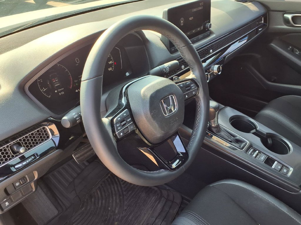 Used 2023 Honda Civic Sport image 17