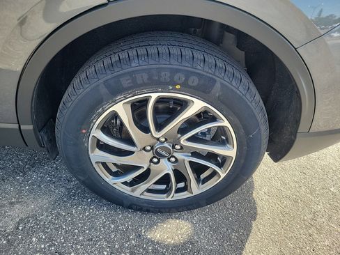 Used 2022 Lincoln Corsair FWD w/ Equipment Group 101A image 30