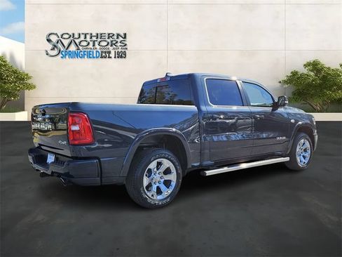 New 2026 RAM 1500 Big Horn AWD/4WD image 5