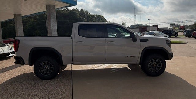 New 2026 GMC Sierra 1500 AT4X w/ LPO, Black Badging Package AWD/4WD image 2