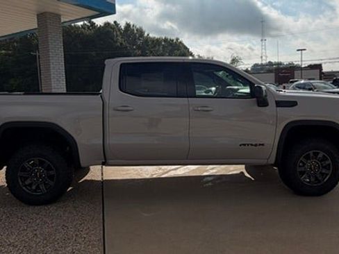 New 2026 GMC Sierra 1500 AT4X w/ LPO, Black Badging Package AWD/4WD image 2