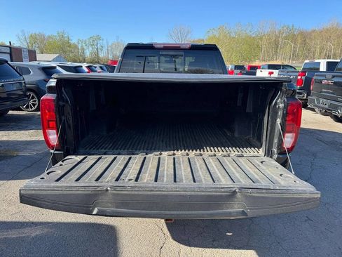 Used 2019 GMC Sierra 1500 SLE w/ SLE Value Package AWD/4WD image 16