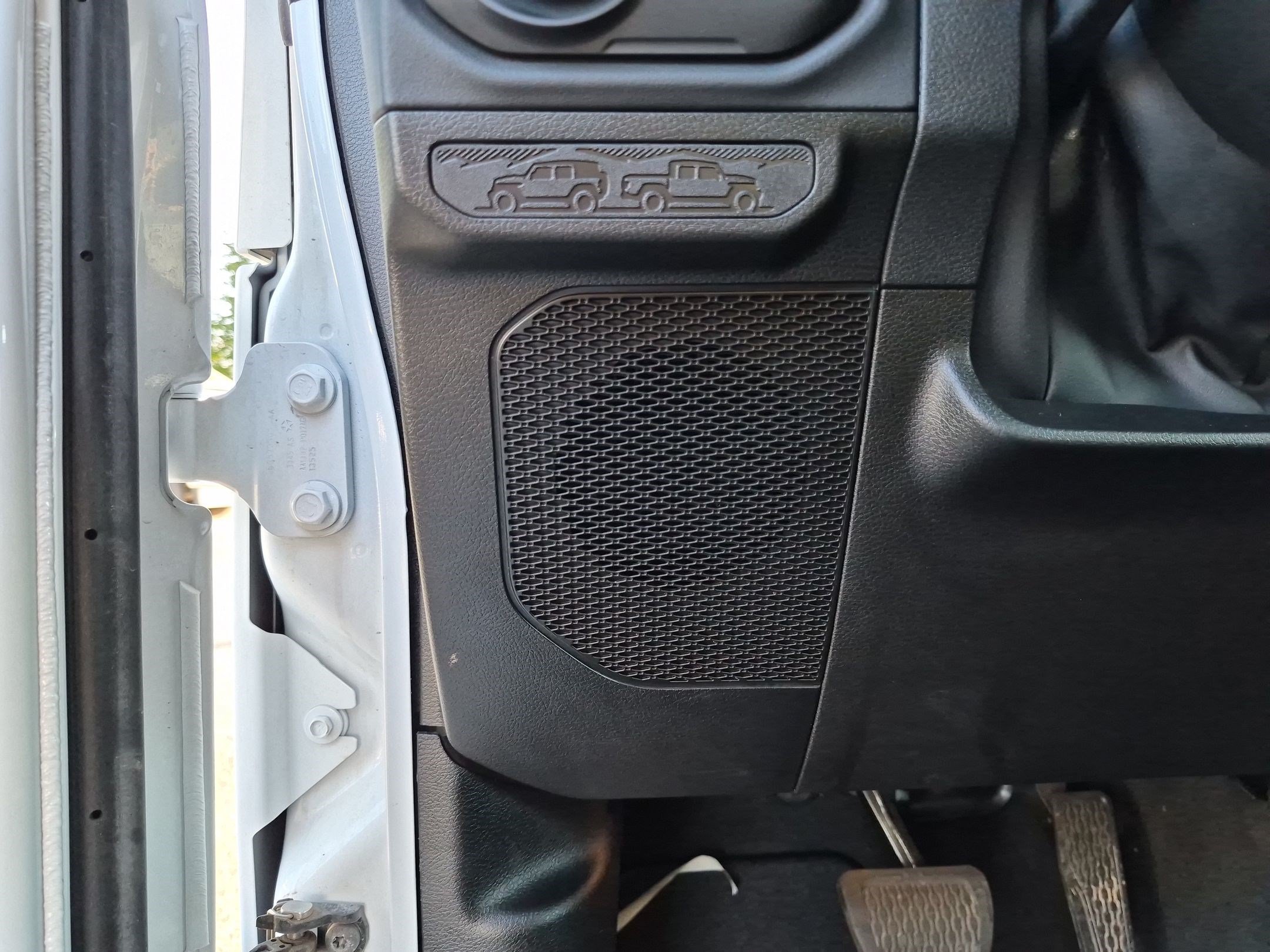 Used 2026 Jeep Gladiator Mojave AWD/4WD image 16