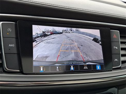 Used 2022 Buick Enclave Essence w/ Experience Buick Package image 19