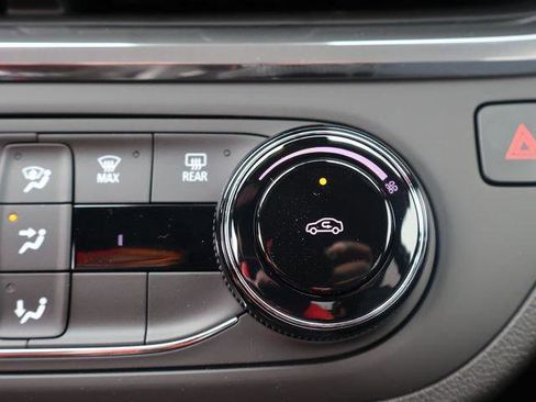New 2026 Buick Envista Preferred FWD image 24
