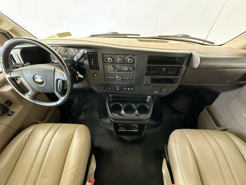 Used 2023 Chevrolet Express 2500 w/ Driver Convenience Package RWD image 10