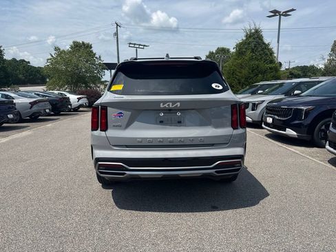 Used 2022 Kia Sorento SX AWD/4WD image 4