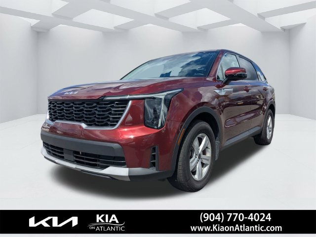 Used 2025 Kia Sorento LX FWD image 7