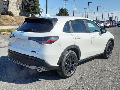 New 2025 Honda HR-V Sport
