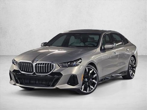 Certified 2024 BMW 530i w/ M Sport Package image 1