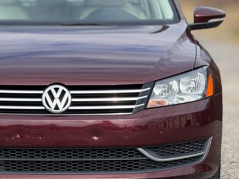 Used 2012 Volkswagen Passat 2.5 SE image 12