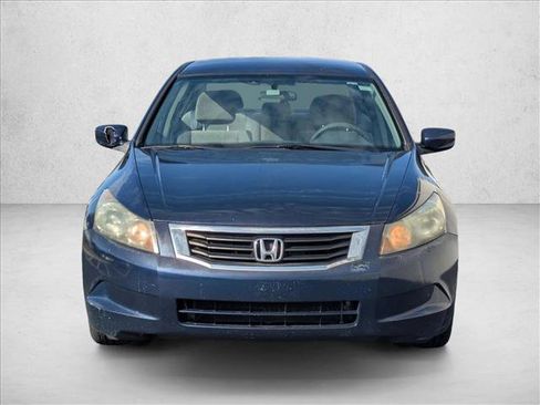 Used 2010 Honda Accord LX-P image 2