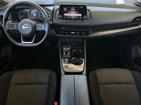 Used 2024 Nissan Rogue SV FWD image 12