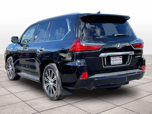 Used 2020 Lexus LX 570 4WD w/ Luxury Package image 14