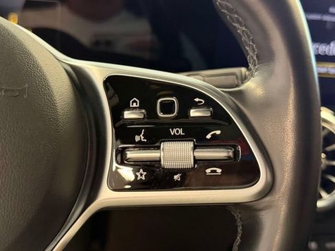 Certified 2023 Mercedes-Benz GLB 250 4MATIC image 23