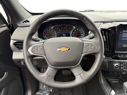 Used 2023 Chevrolet Traverse LT AWD/4WD image 12