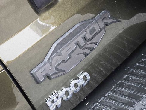 Used 2024 Ford Bronco Raptor image 11