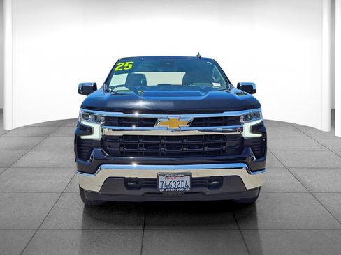 Used 2025 Chevrolet Silverado 1500 LT AWD/4WD image 2
