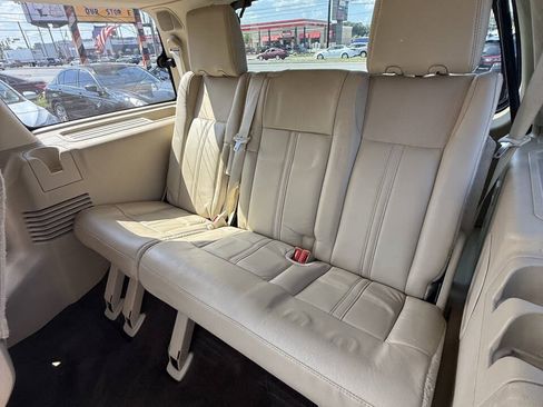 Used 2016 Lincoln Navigator Reserve AWD/4WD image 36