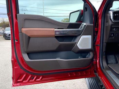 Used 2025 Ford F150 King Ranch w/ FX4 Off-Road Package image 21