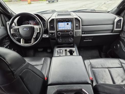 Used 2019 Ford Expedition Max XLT w/ Equipment Group 202A AWD/4WD image 21