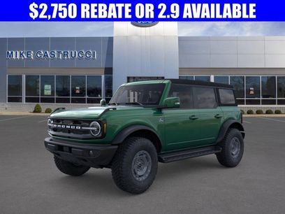 New 2025 Ford Bronco Outer Banks w/ Sasquatch Package