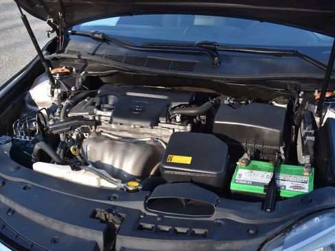 Used 2015 Toyota Camry LE FWD image 33