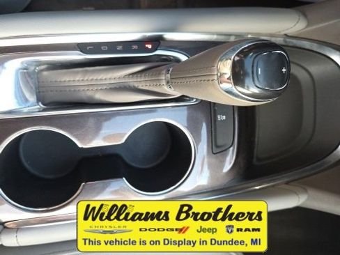 Used 2018 Chevrolet Malibu LT image 19