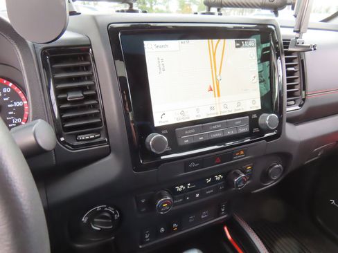 Used 2023 Nissan Frontier PRO-4X w/ Pro-4X Premium Package image 24