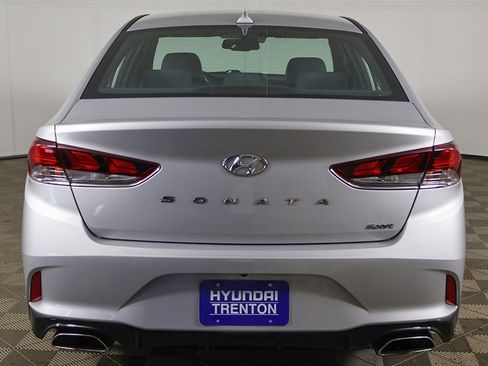 Used 2019 Hyundai Sonata Sport w/ Tech Package 03 FWD image 13