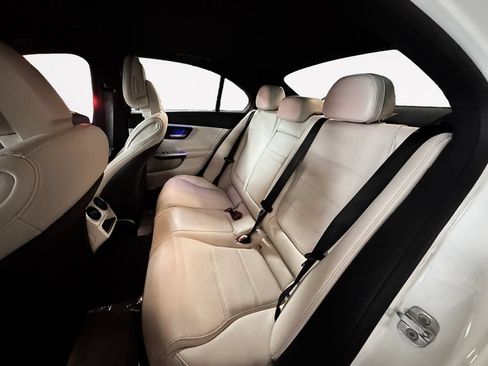 Used 2025 Mercedes-Benz C 300 Sedan image 12