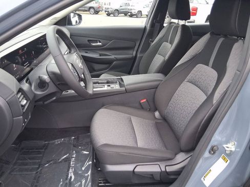 New 2026 Nissan Sentra SV w/ SV Convenience Package FWD image 10