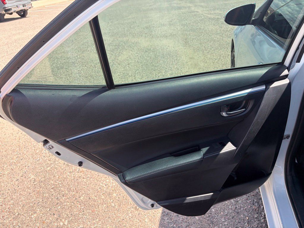 Used 2015 Toyota Corolla S FWD image 23
