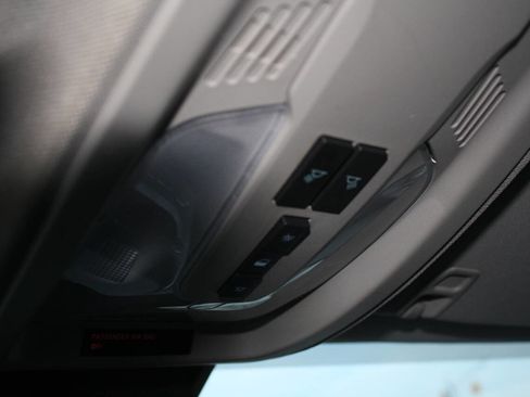 Used 2017 Chevrolet Equinox LS image 11