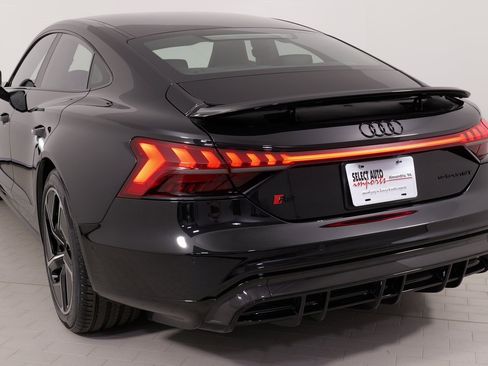 Used 2024 Audi RS e-tron GT w/ Carbon Performance Package image 14