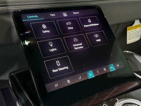 New 2026 Cadillac Escalade IQ Luxury 1 w/ LPO, Floor Liner Package image 33